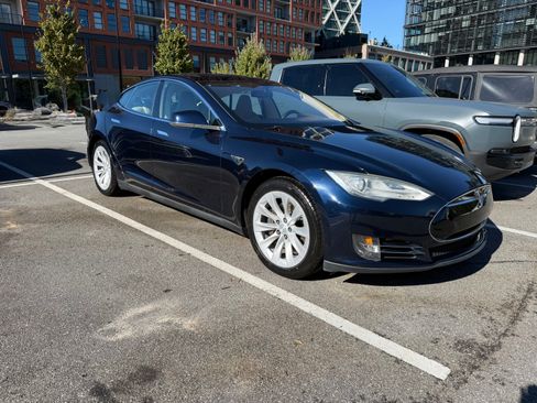 Used 2013 Tesla Model S image 6