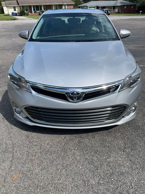 Used 2013 Toyota Avalon XLE Touring FWD image 1