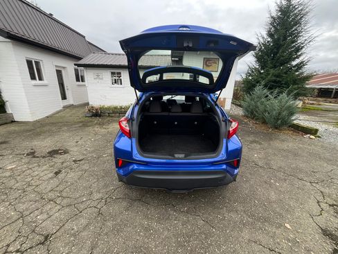 Used 2019 Toyota C-HR LE image 9