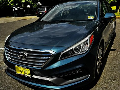 Used 2017 Hyundai Sonata Sport w/ Value Edition Package 02 FWD image 1