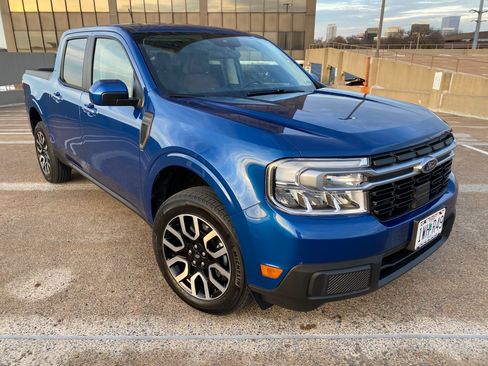 Used 2023 Ford Maverick Lariat w/ Lariat Luxury Package image 2