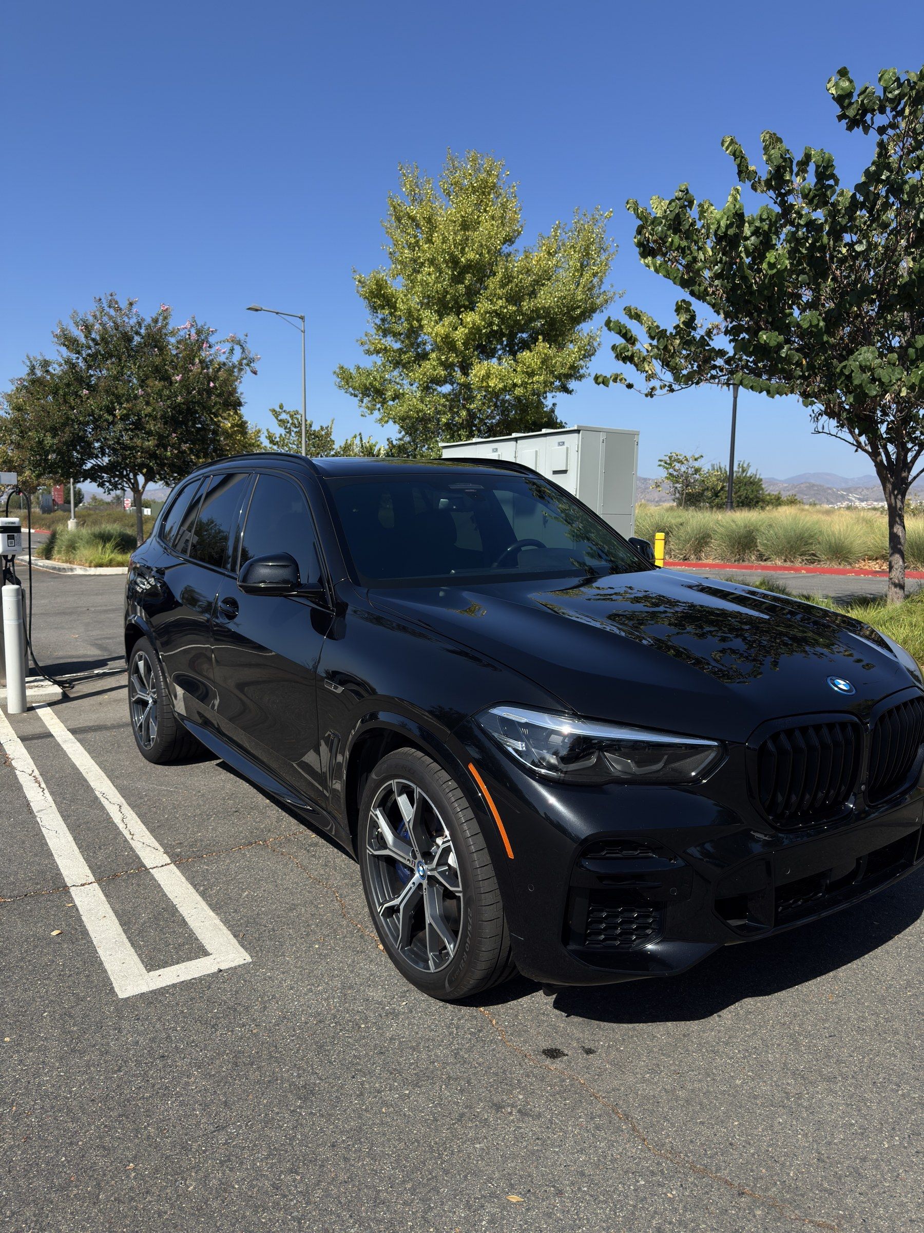 Used 2022 BMW X5 xDrive45e w/ M Sport Package AWD/4WD image 15