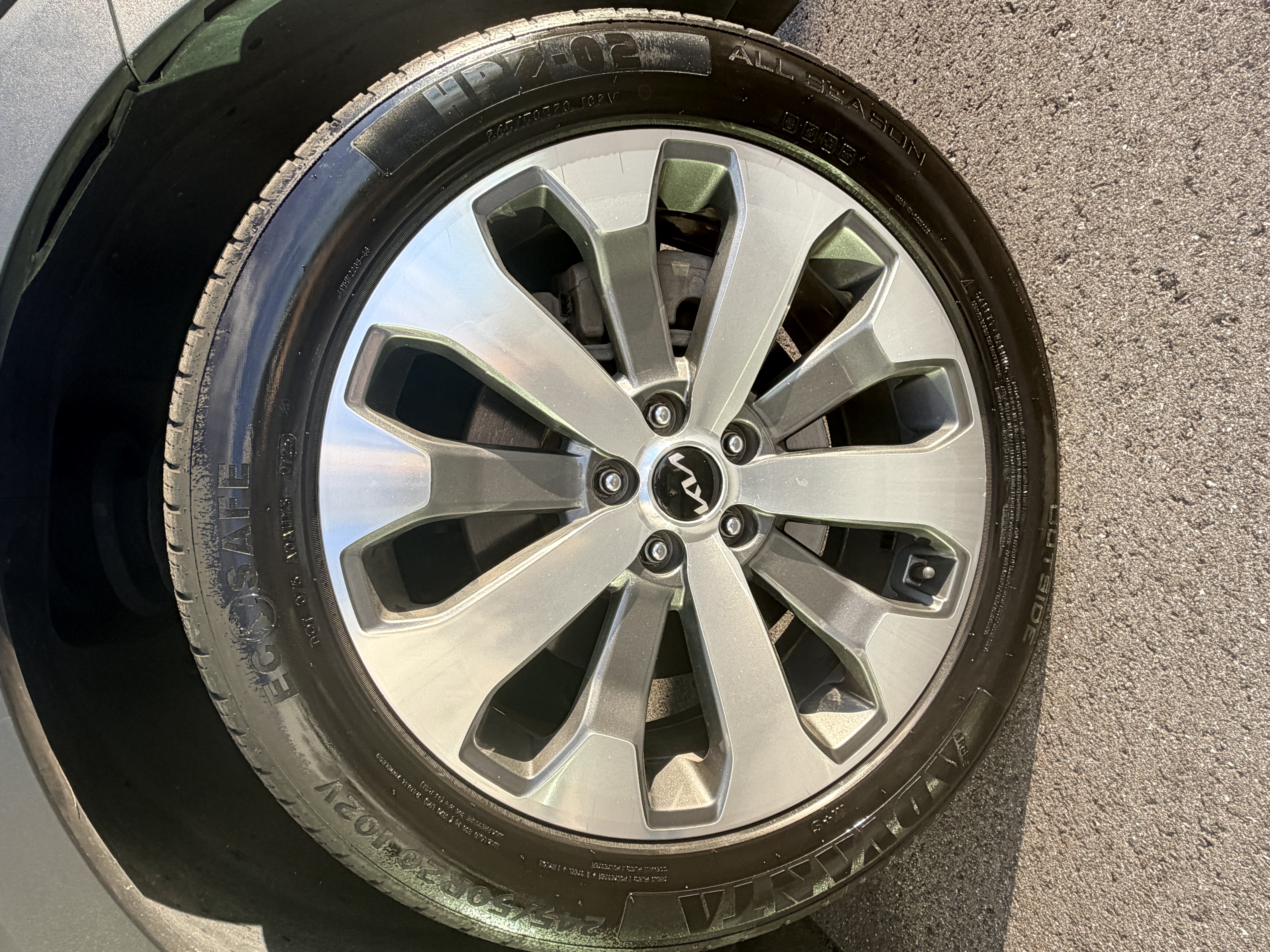 Used 2022 Kia Telluride S FWD image 21