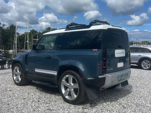 Used 2023 Land Rover Defender 90 S image 10