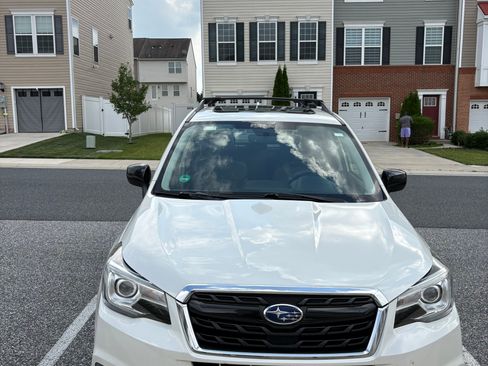 Used 2018 Subaru Forester 2.5i Premium w/ Popular Package #3B AWD/4WD image 2