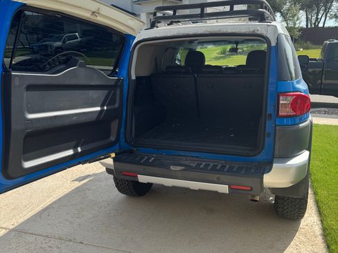 Used 2008 Toyota FJ Cruiser 2WD image 15