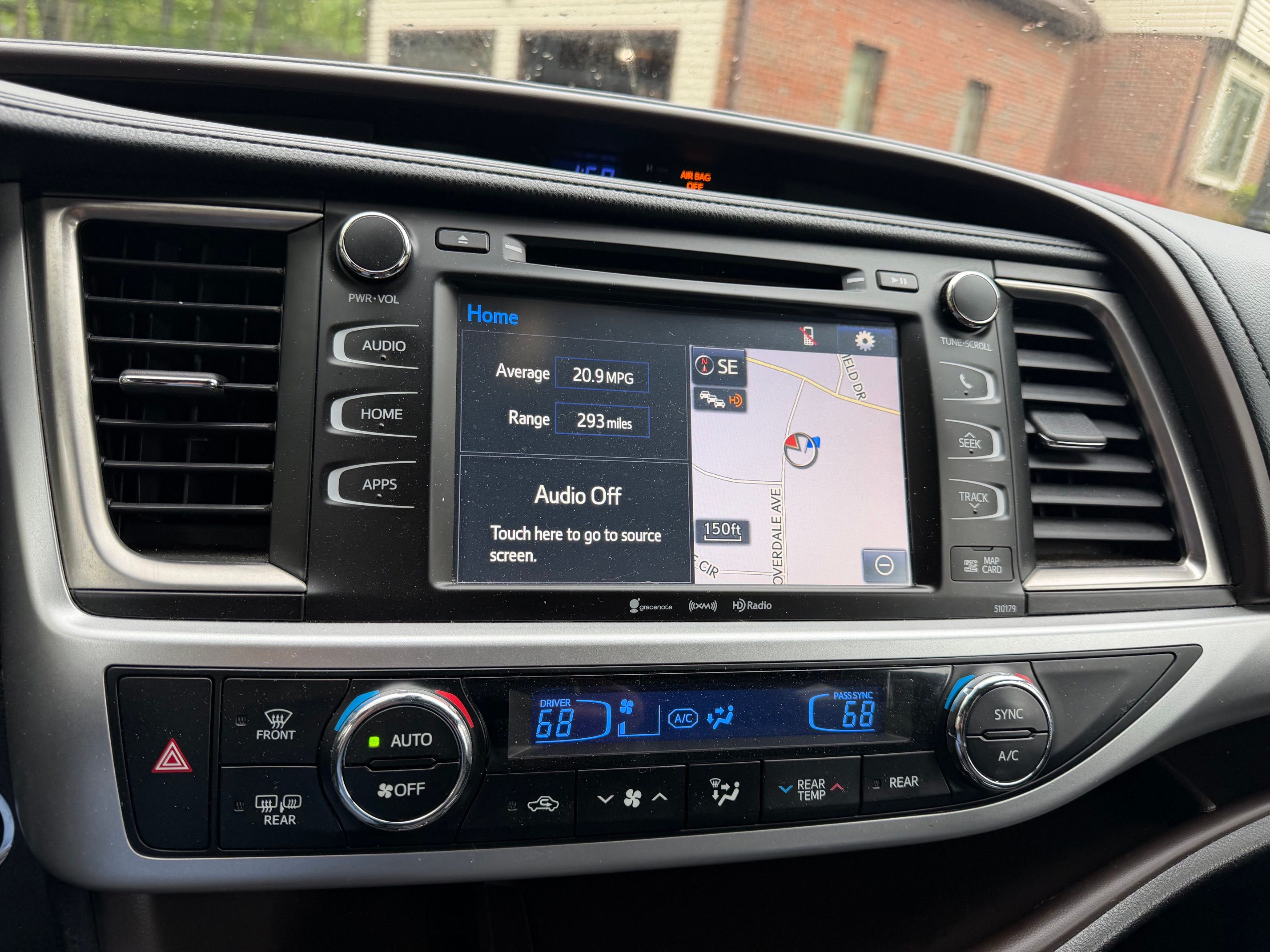 Used 2017 Toyota Highlander XLE AWD/4WD image 5