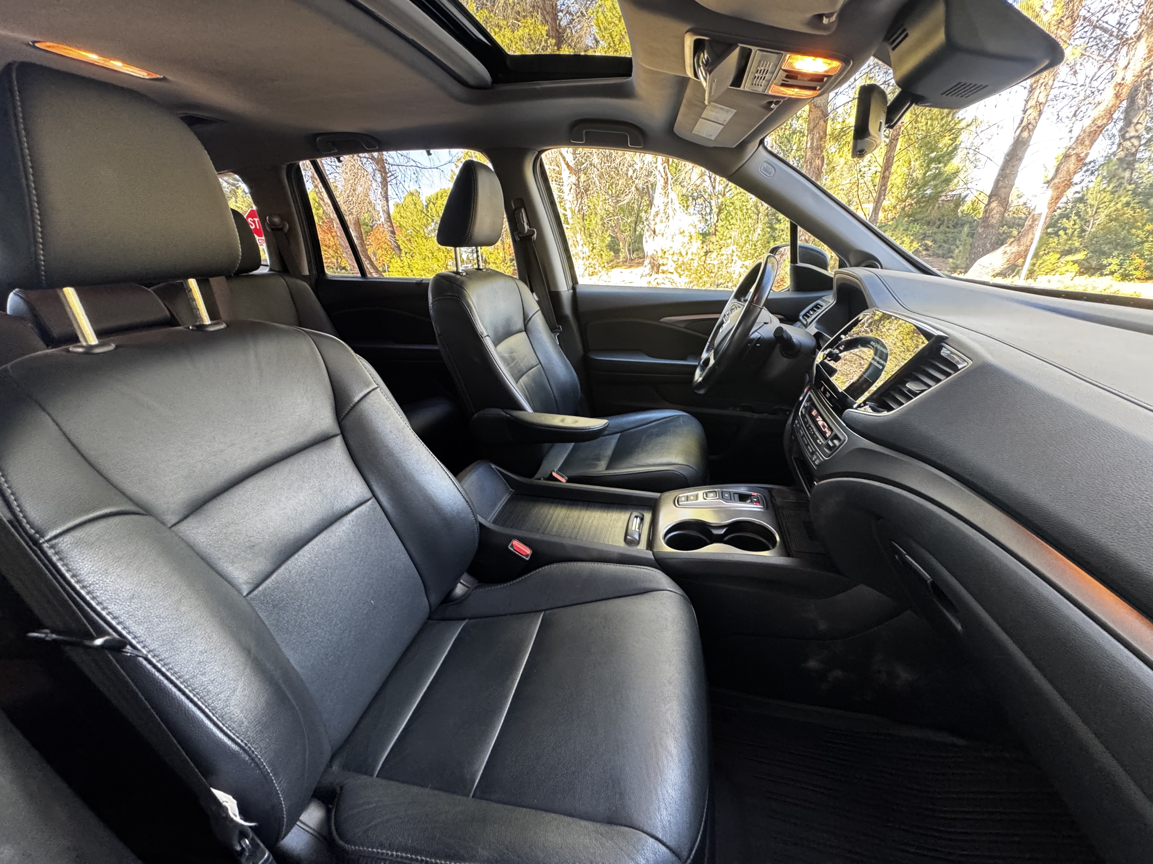 Used 2021 Honda Pilot Special Edition image 16