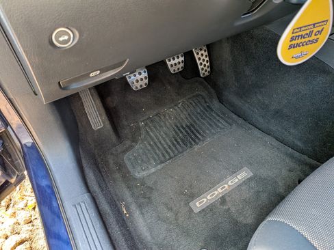 Used 2014 Dodge Challenger R/T RWD image 22