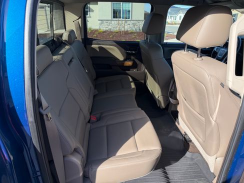 Used 2015 GMC Sierra 1500 SLT w/ SLT Crew Cab Value Package image 9