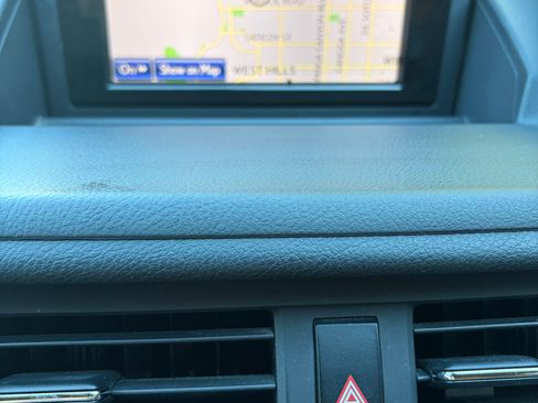 Used 2013 Lexus CT 200h image 12