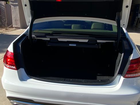 Used 2016 Mercedes-Benz E 350 Sedan image 13