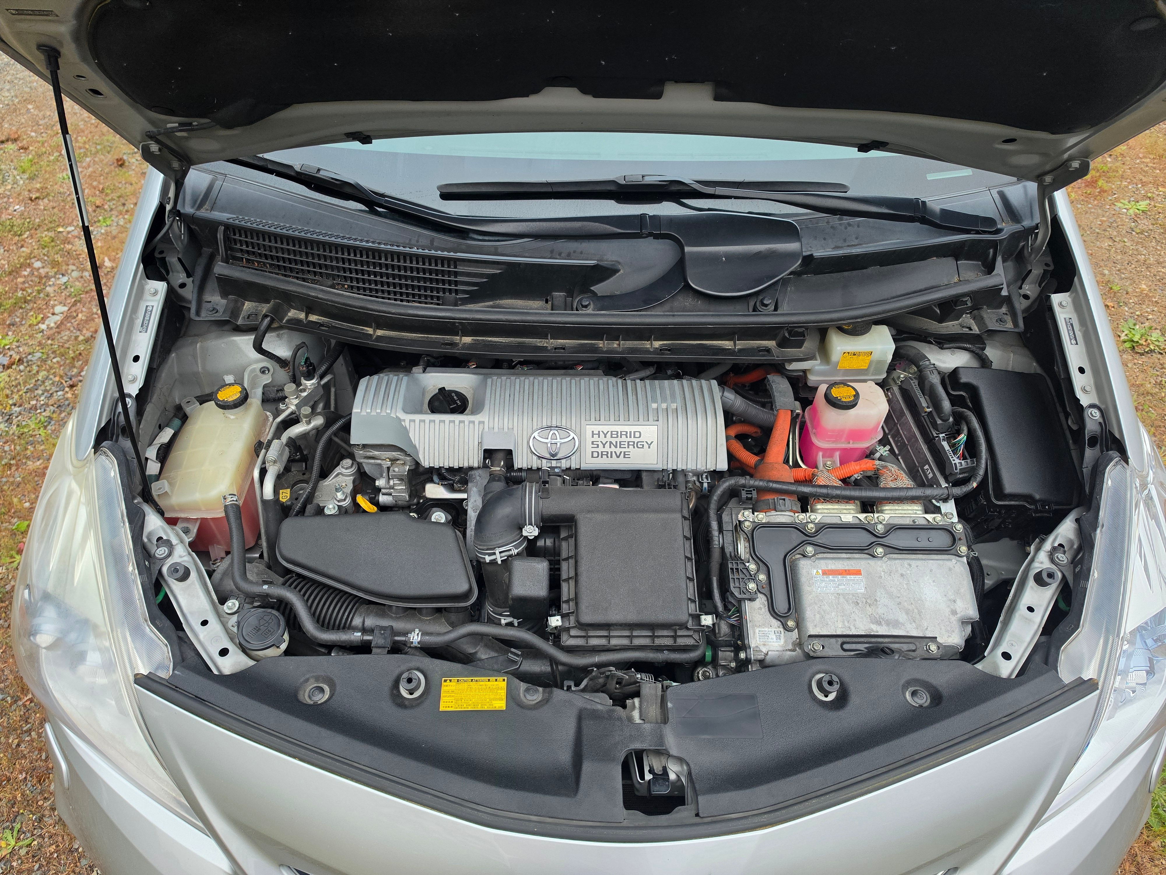 Used 2012 Toyota Prius V Five FWD image 15