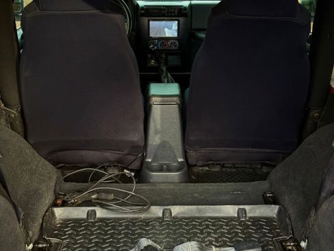 Used 2005 Jeep Wrangler Rubicon w/ Security Group image 14