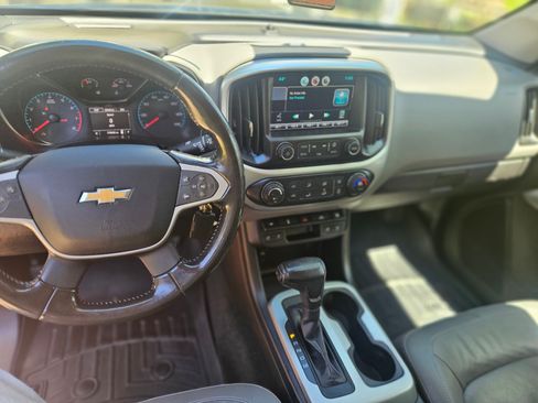 Used 2015 Chevrolet Colorado LT w/ Luxury Package image 20