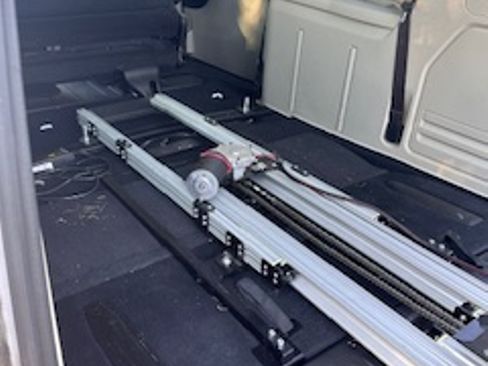 Used 2019 Dodge Grand Caravan SE w/ UConnect Hands-Free Group image 16