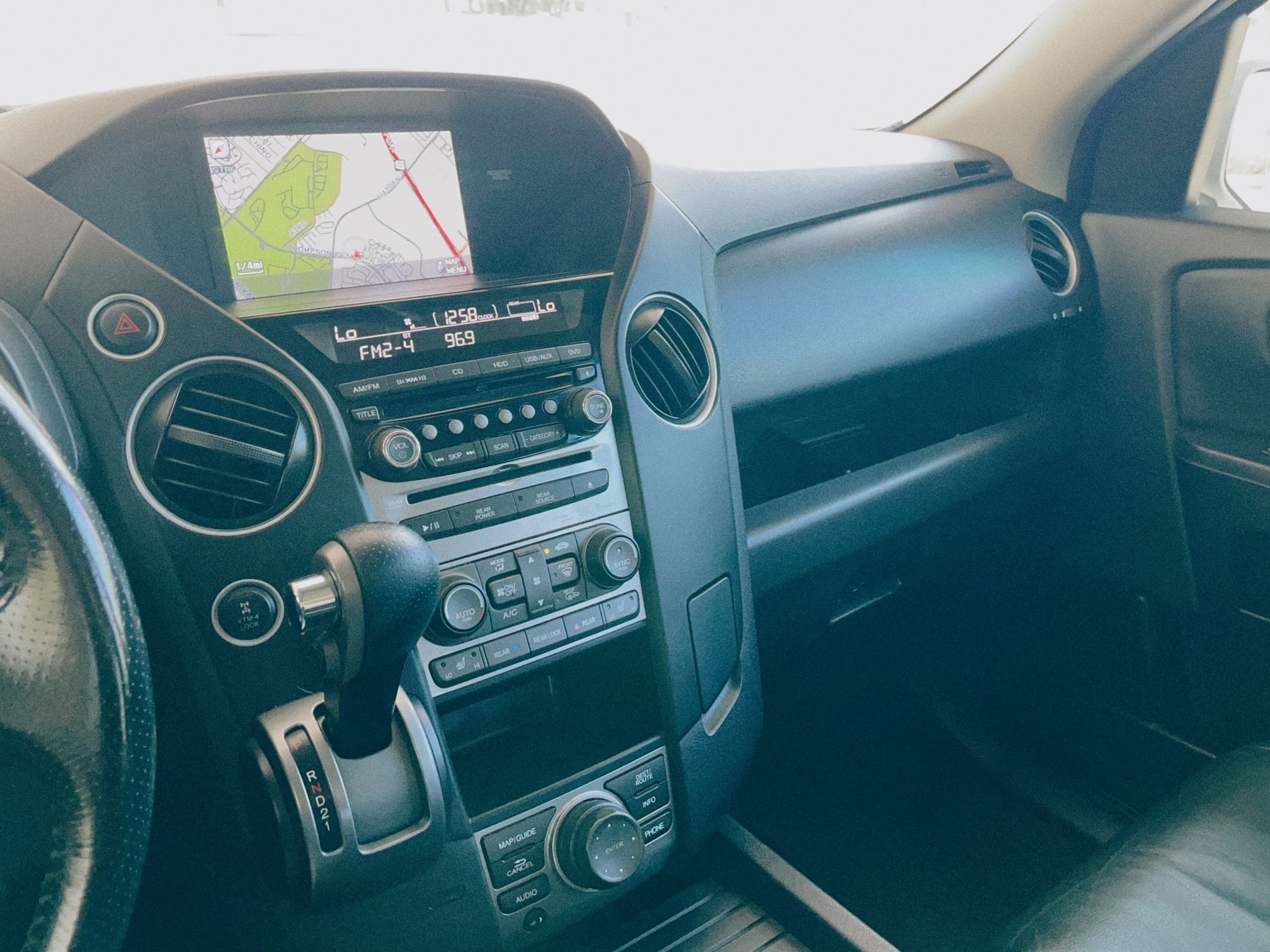 Used 2012 Honda Pilot Touring image 20