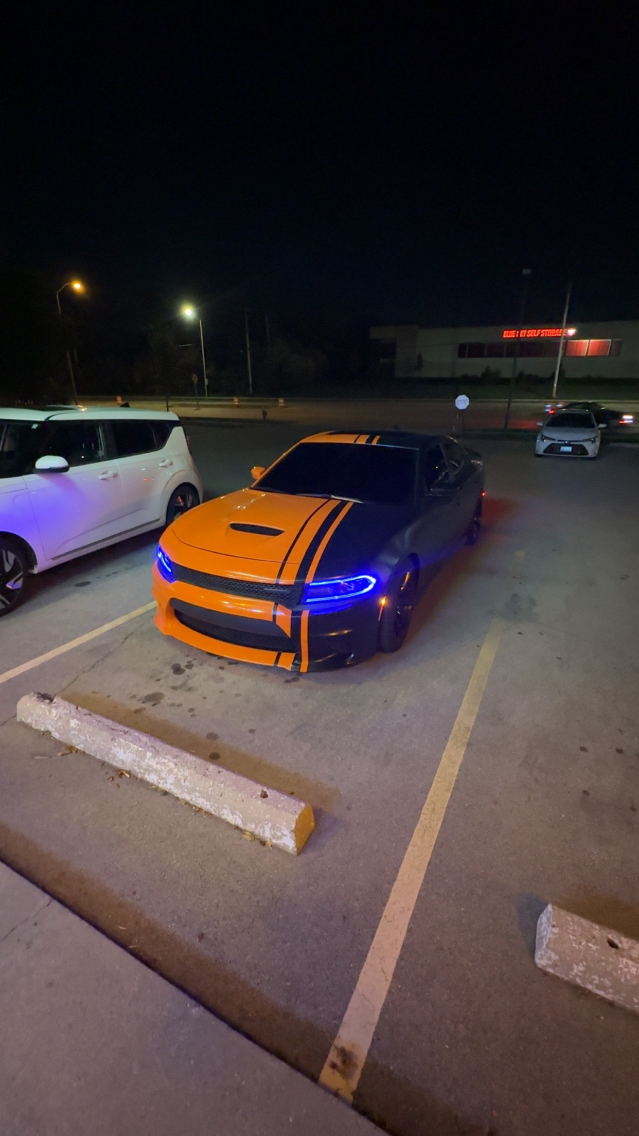 Used 2023 Dodge Charger R/T w/ Blacktop Package RWD image 14