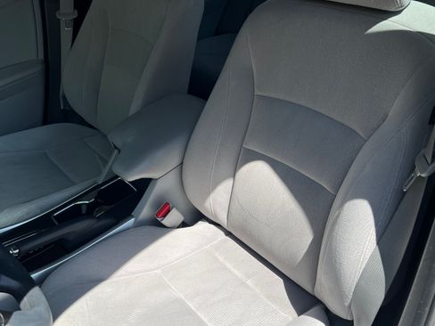 Used 2014 Honda Accord EX image 9