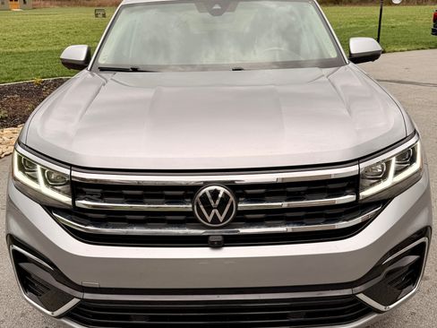 Used 2022 Volkswagen Atlas SEL Premium image 4