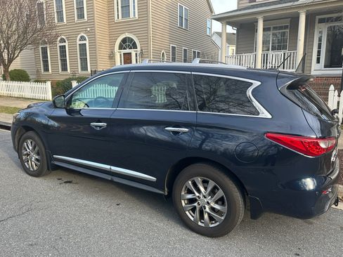 Used 2015 INFINITI QX60 AWD w/ Premium Plus Package image 4