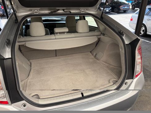 Used 2015 Toyota Prius Two FWD image 12