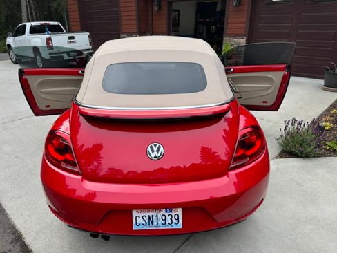 Used 2015 Volkswagen Beetle 1.8T FWD image 6