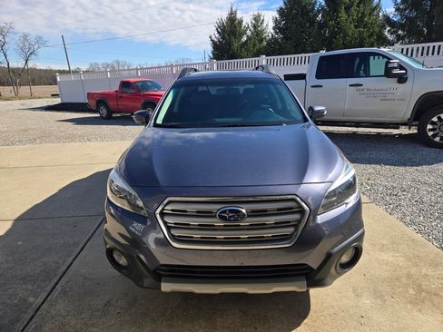 Used 2017 Subaru Outback 2.5i Limited w/ Popular Package #5 image 5