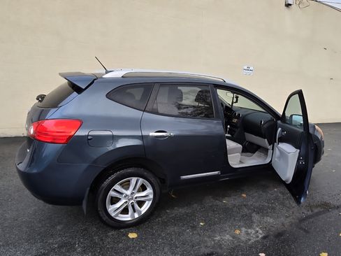 Used 2013 Nissan Rogue SV image 8