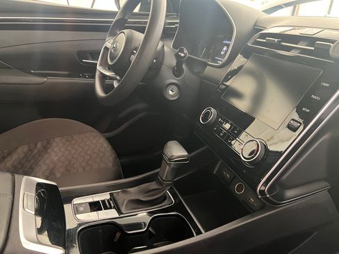 Used 2022 Hyundai Santa Cruz SE AWD/4WD image 12