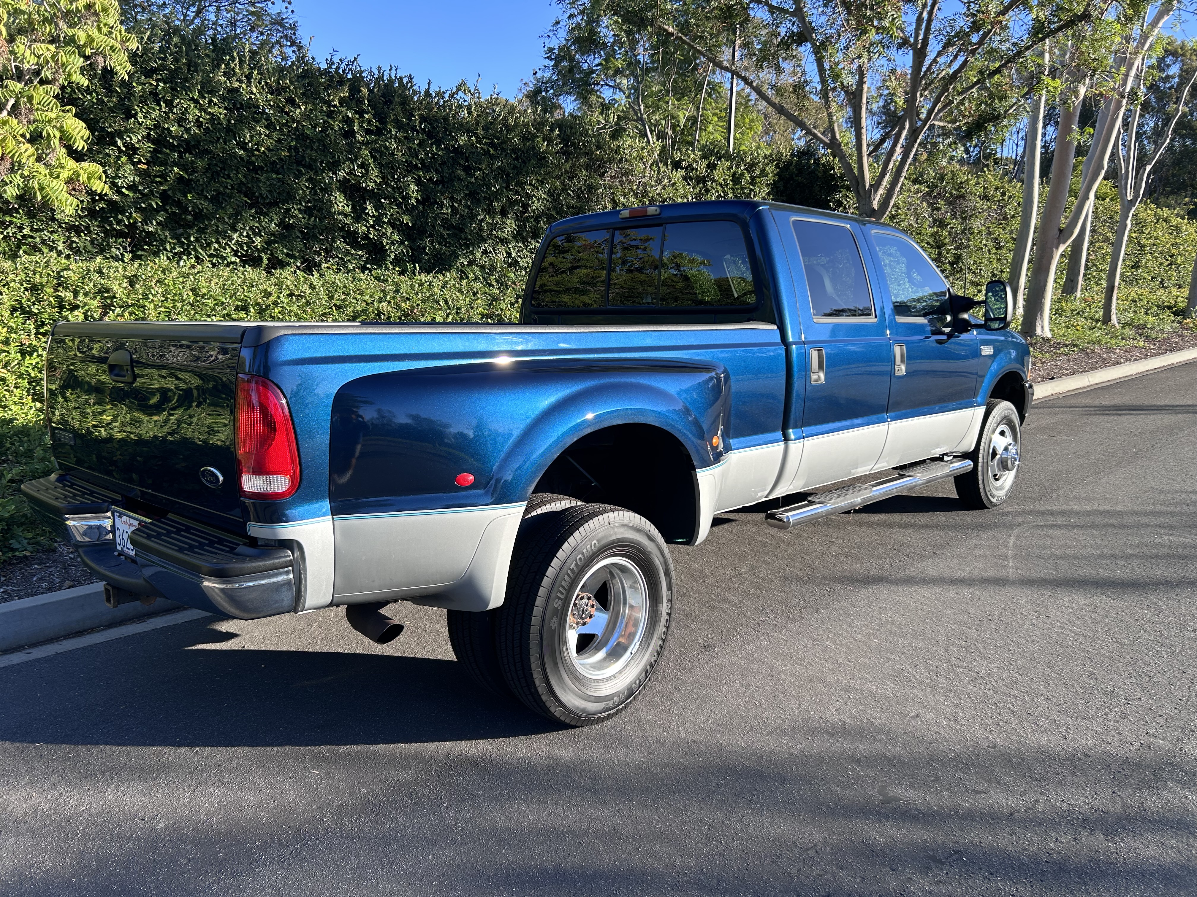 Used 1999 Ford F350 4x4 Crew Cab DRW Super Duty image 5