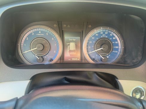 Used 2015 Toyota Sienna XLE w/ XLE Navigation Package image 10