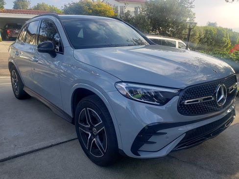 Used 2025 Mercedes-Benz GLC 300 image 8