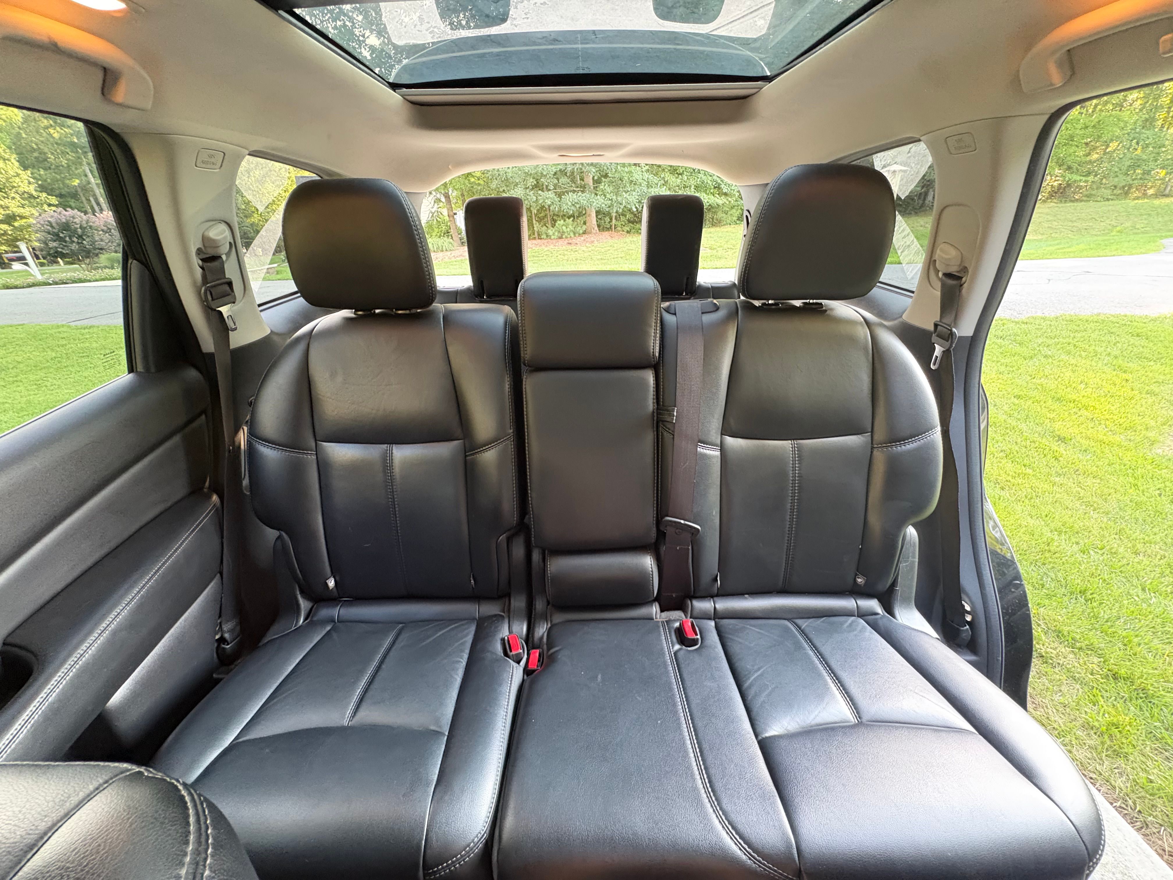 Used 2015 Nissan Pathfinder SL w/ SL Premium Package AWD/4WD image 14