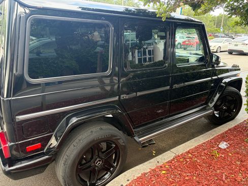 Used 2017 Mercedes-Benz G 550 image 2
