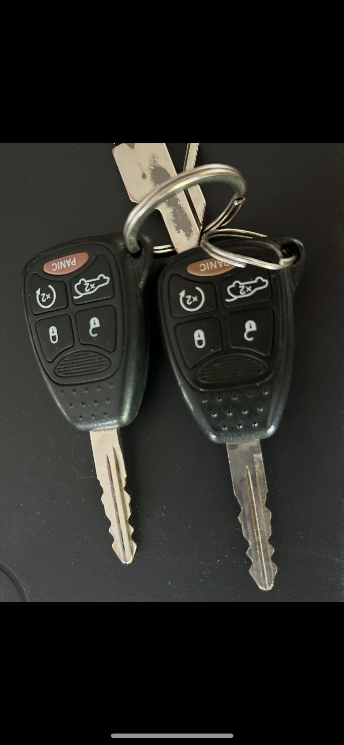 Used 2011 Chrysler 200 Limited FWD image 13