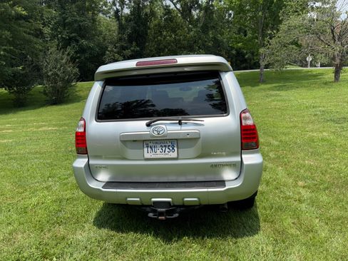 Used 2006 Toyota 4Runner Limited AWD/4WD image 5