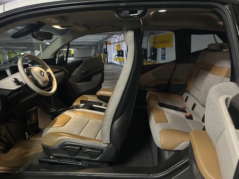 Used 2014 BMW i3 image 5
