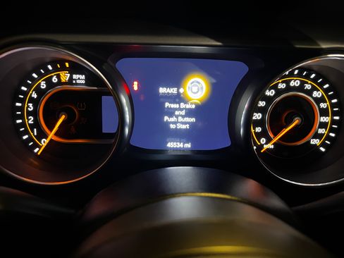 Used 2022 Jeep Wrangler Unlimited Sport w/ Xtreme Recon 35" Tire Package AWD/4WD image 10