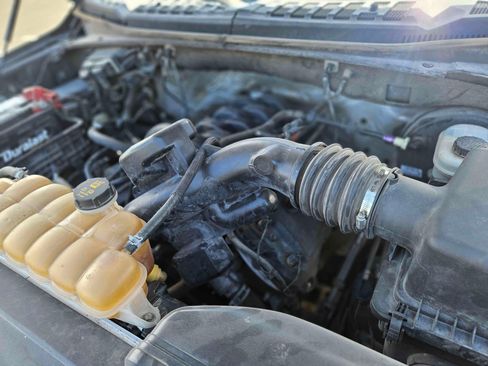 Used 2015 Ford F150 Lariat w/ Equipment Group 502A Luxury image 22