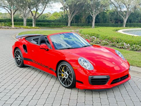 Used 2017 Porsche 911 Turbo S image 17