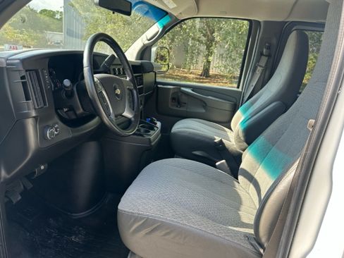 Used 2013 Chevrolet Express 2500 LT w/ LT Preferred Equipment Group image 21