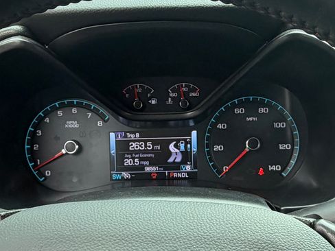 Used 2017 GMC Canyon SLE w/ All Terrain Package AWD/4WD image 14