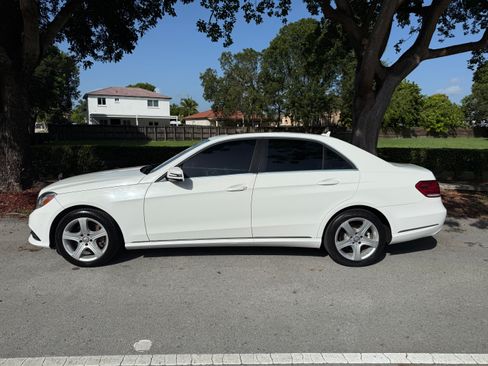 Used 2014 Mercedes-Benz E 350 Sedan image 4