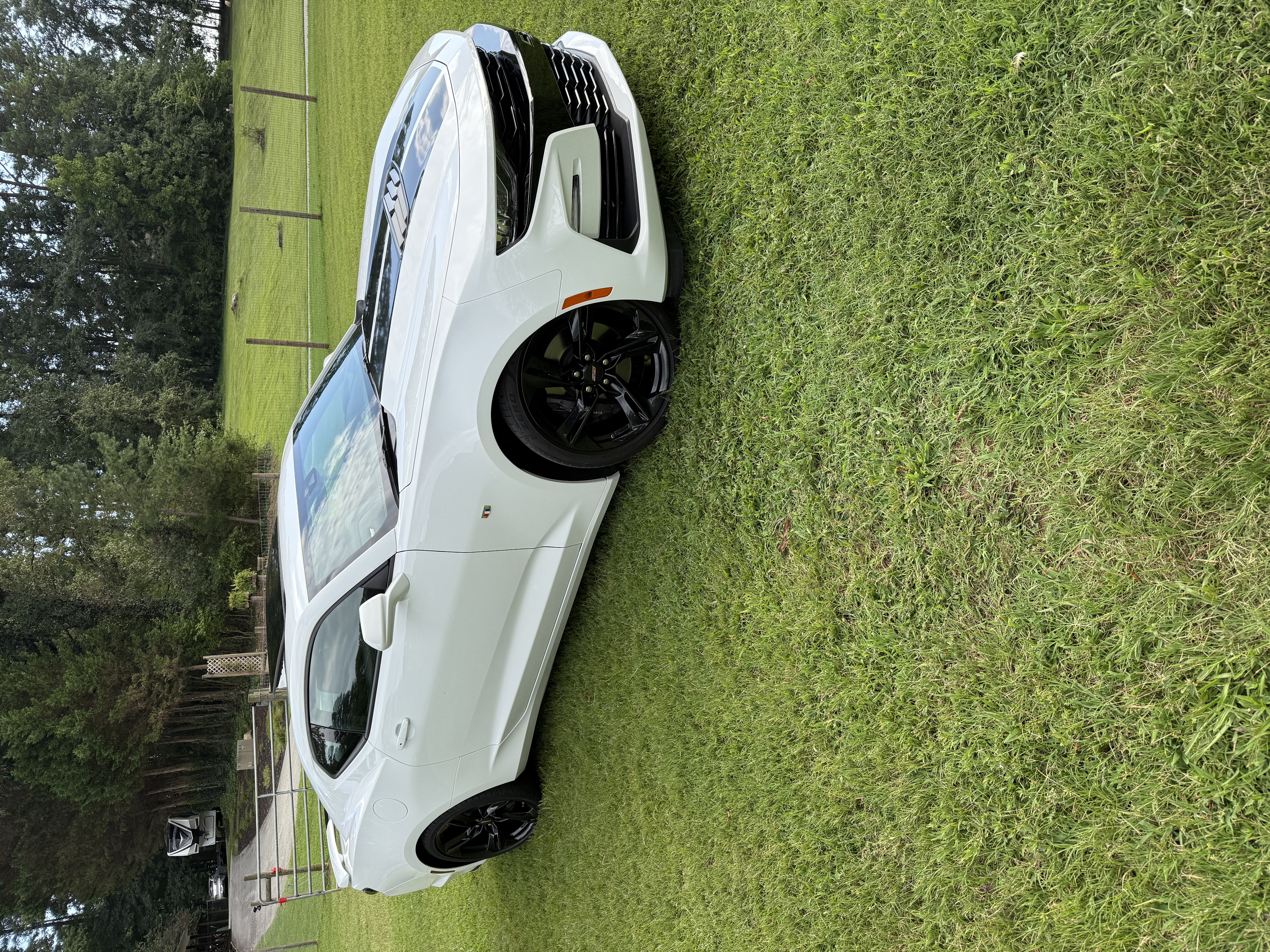 Used 2019 Chevrolet Camaro SS RWD image 1