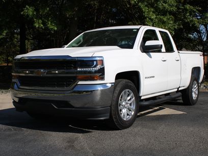 Used 2018 Chevrolet Silverado 1500 W/T w/ Trailering Package