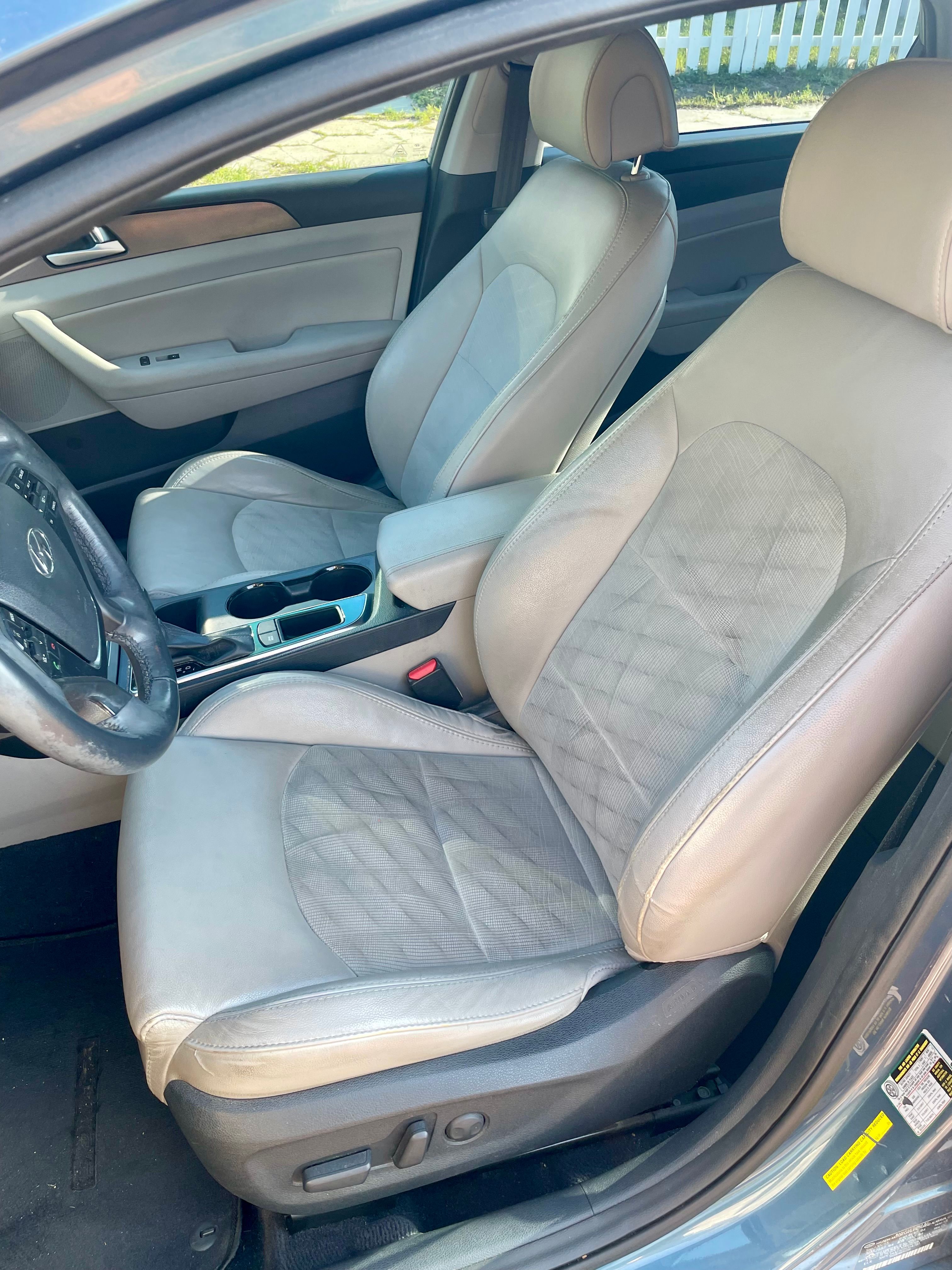 Used 2016 Hyundai Sonata Sport w/ Option Group 02 FWD image 13