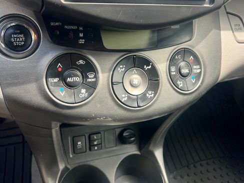 Used 2010 Toyota RAV4 Limited image 16