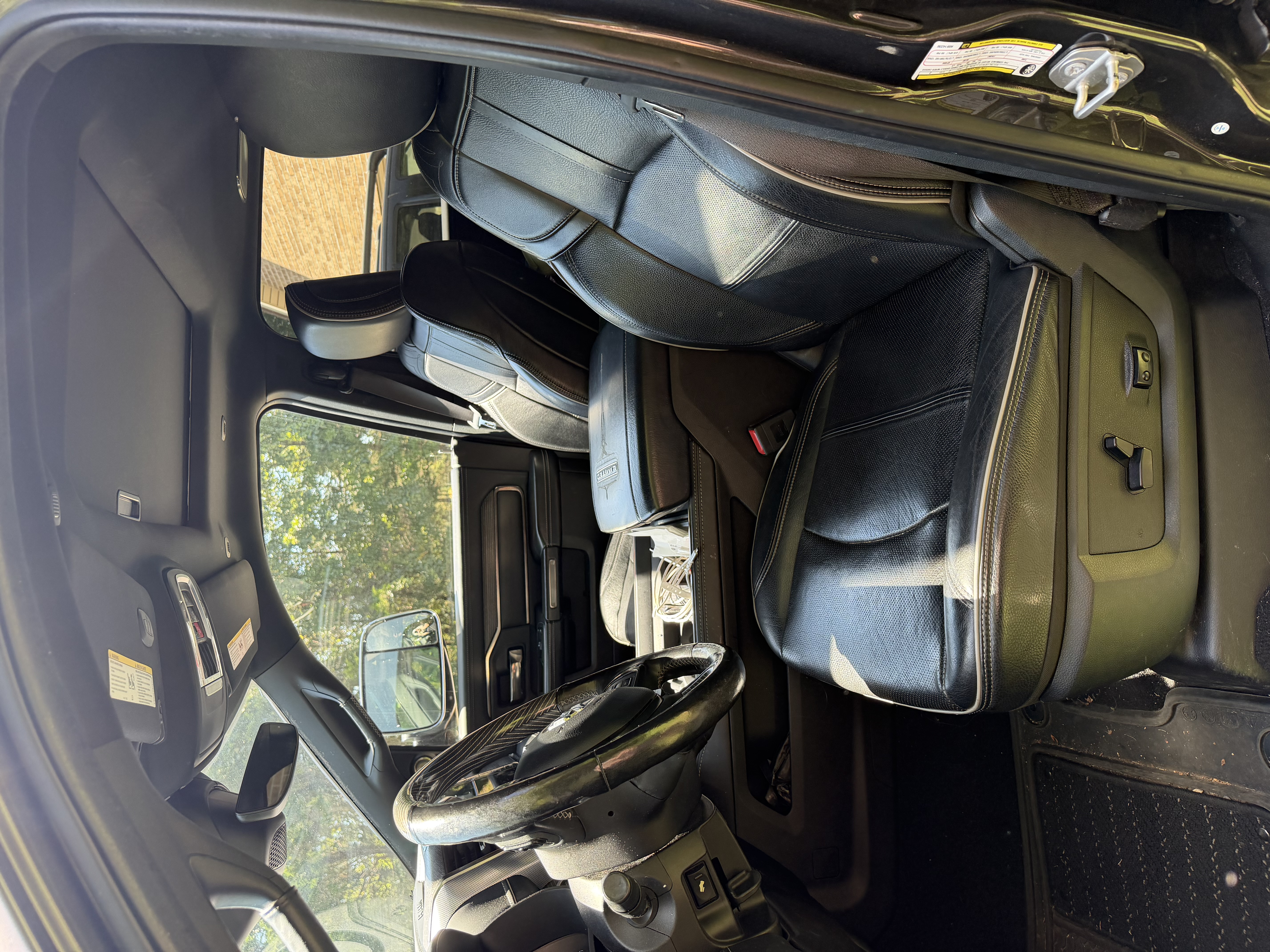 Used 2019 RAM 2500 Limited AWD/4WD image 8