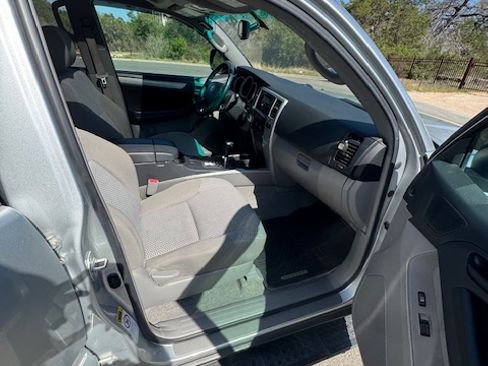 Used 2008 Toyota 4Runner Sport image 9